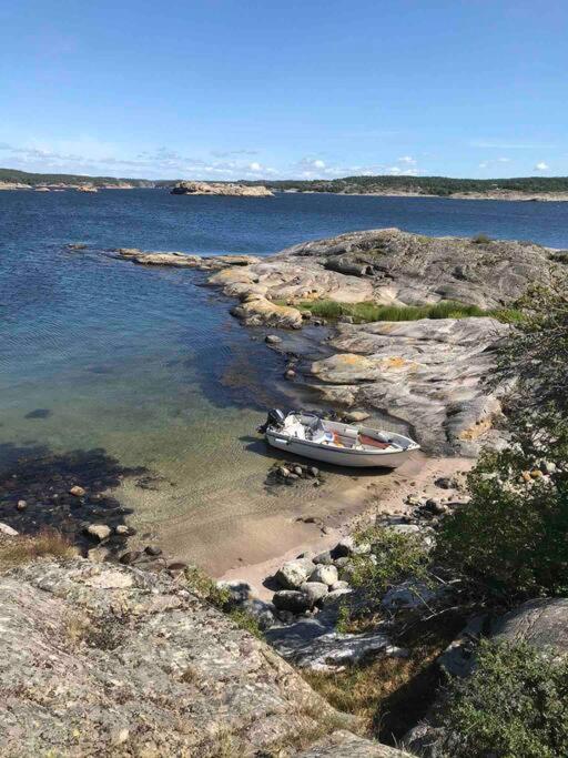 Ny Laegenhet Pa Markplan Med Havsutsikt Strömstad المظهر الخارجي الصورة