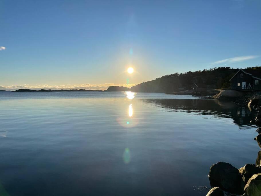 Ny Laegenhet Pa Markplan Med Havsutsikt Strömstad المظهر الخارجي الصورة