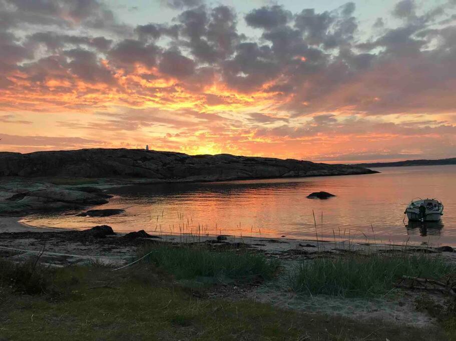 Ny Laegenhet Pa Markplan Med Havsutsikt Strömstad المظهر الخارجي الصورة
